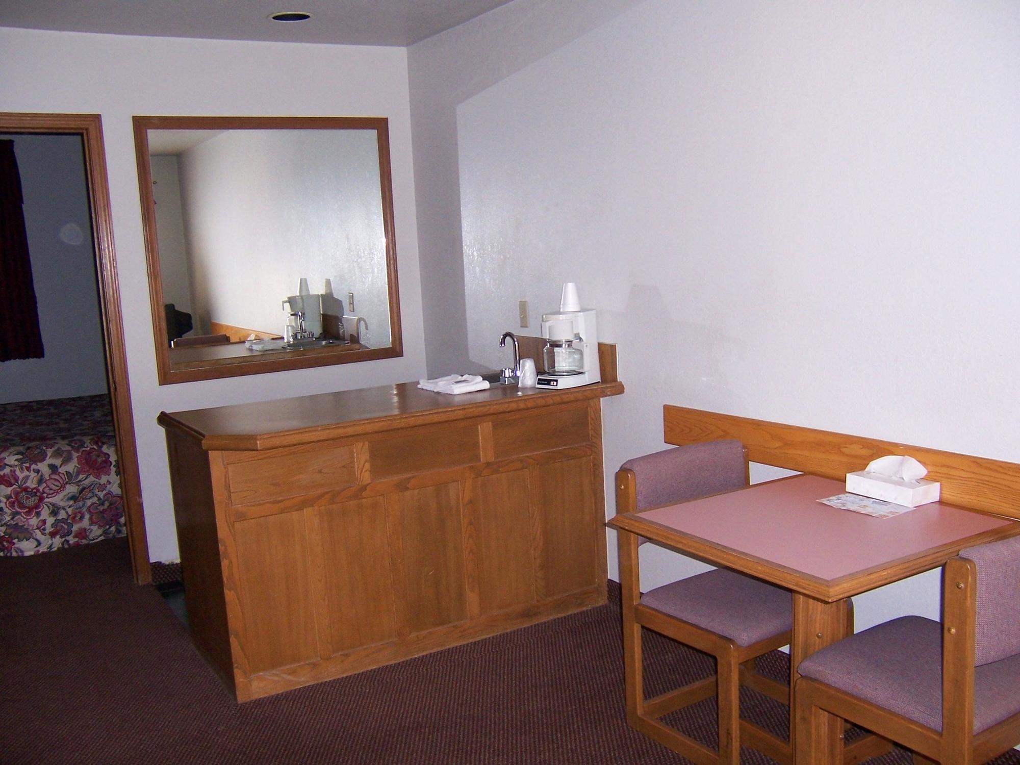 Oak Hill Inn And Suites Tahlequah Exterior foto