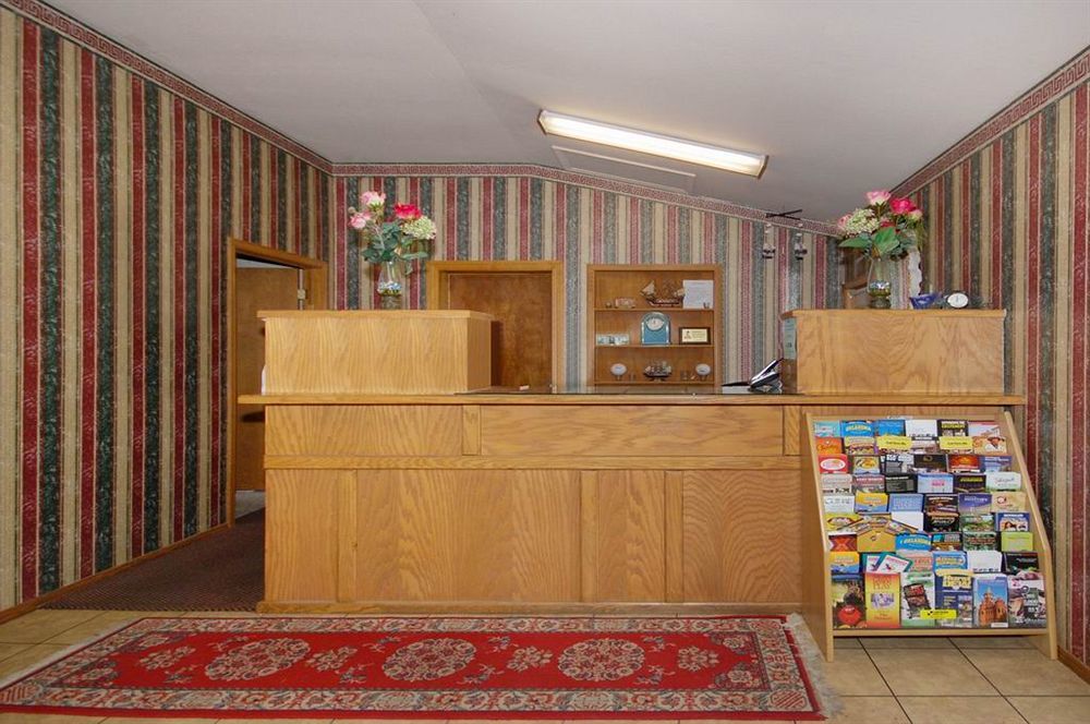 Oak Hill Inn And Suites Tahlequah Exterior foto